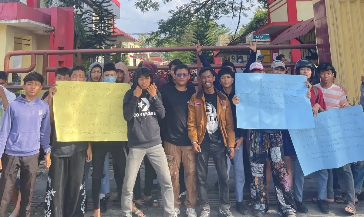 Massa IMPSU Desak Kapolres Langkat Tindak Tegas Pembuat Onar di Pabrik Es Batu Kristal Stabat