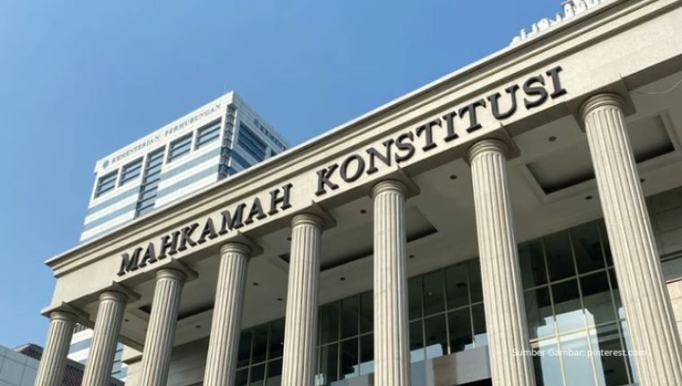 Gugat ke MK, Mahasiswa UI Minta Menteri Dilarang Rangkap Jabatan Pengurus Parpol