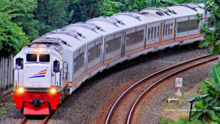 Menelusuri Lukisan Alam dari Jendela Kereta: Kulon Progo Jadi Primadona Jalur Selatan