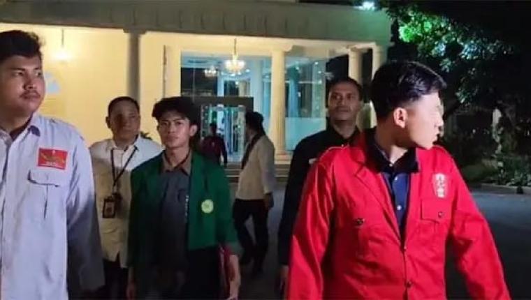 Sejumlah BEM dan Organisasi Mahasiswa ke Istana Malam Ini