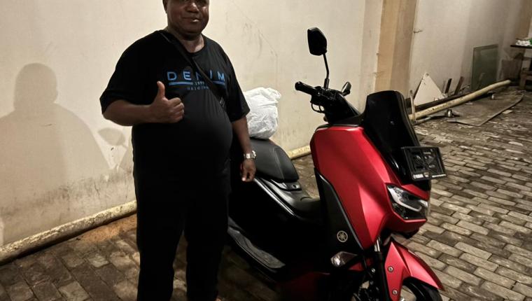 Presiden Prabowo Subianto Kirimkan 1 Unit Motor Untuk Tokoh Adat Sebagai Apresiasi