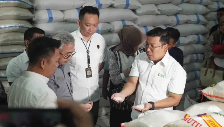Bapanas Pastikan Distribusi Beras Premium Segera Lancar, HET Disesuaikan