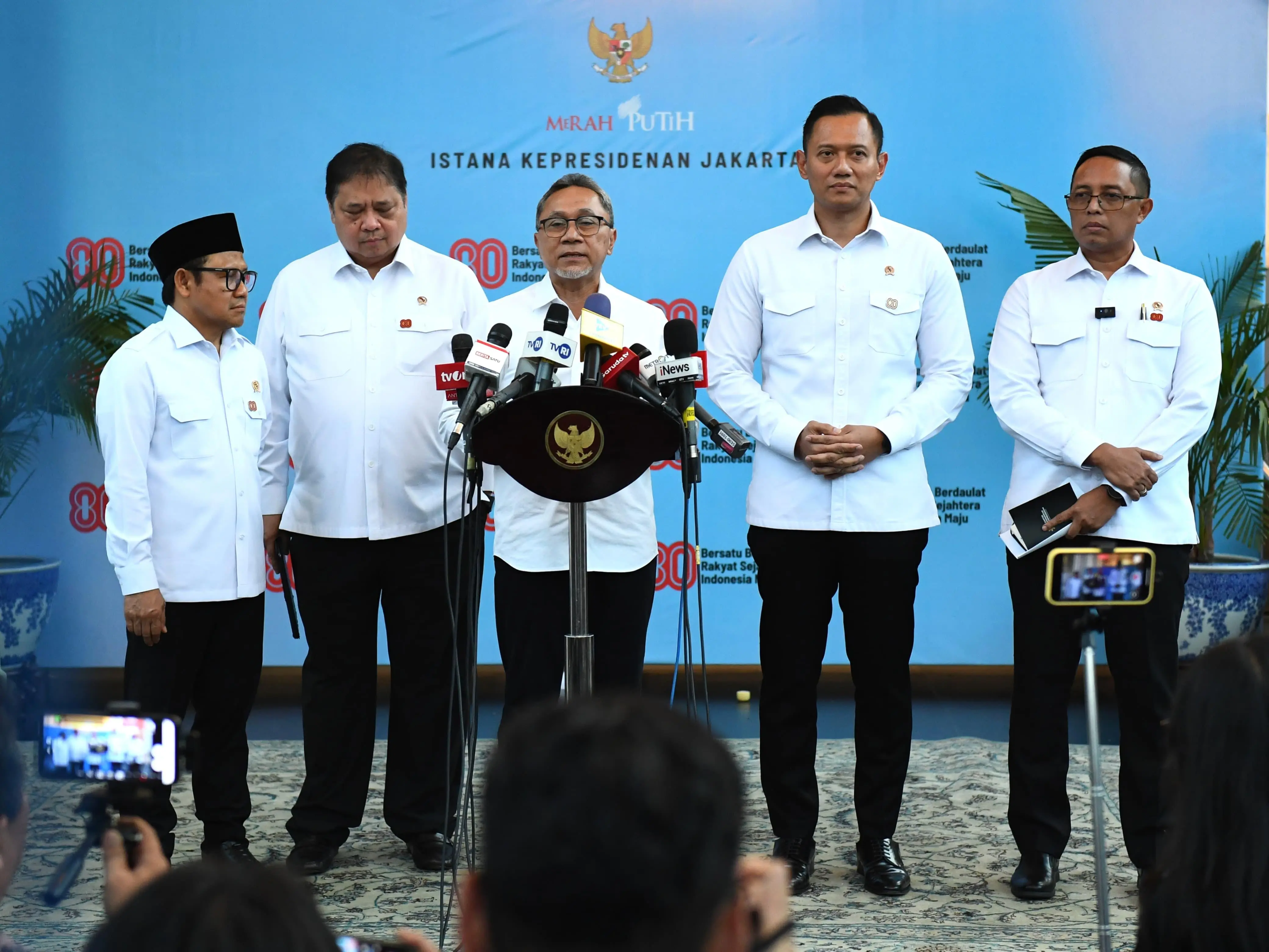 Kado HUT Ke-80 Kemerdekaan RI, Pemerintah Salurkan Insentif Bagi Guru