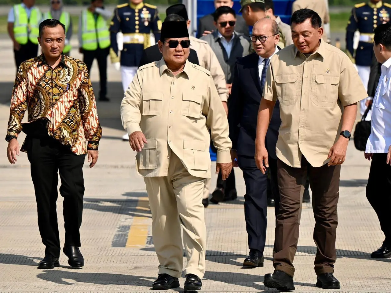 Presiden Prabowo tiba di Jakarta usai hadiri KTT Perdamaian dan Penghentian Perang Gaza