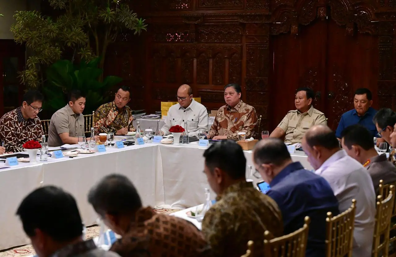 Presiden Prabowo panggil sejumlah menteri bahas MBG, ketahanan pangan, dan energi