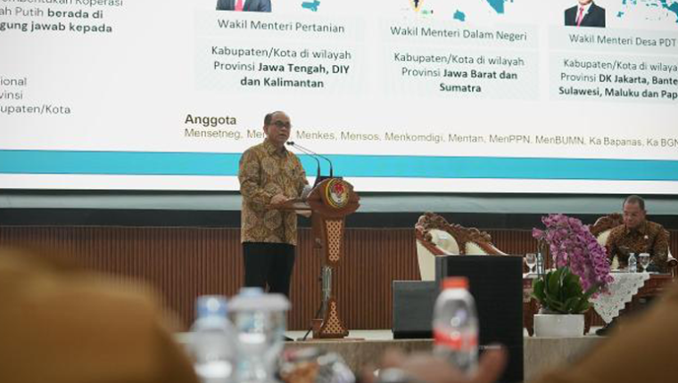 Menkop Budi Arie Ajak Kepala Daerah Fokus Tingkatkan Ekonomi Rakyat Lewat Kopdes/Kel Merah Putih