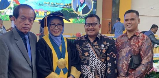 Pidato Guru Besar Farida :  Asal Mula Nama Pempek Adalah Kelesan