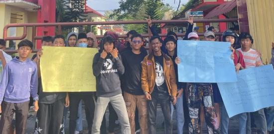 Massa IMPSU Desak Kapolres Langkat Tindak Tegas Pembuat Onar di Pabrik Es Batu Kristal Stabat