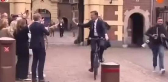 Pemimpin Rendah Hati, Bangsa Tinggi Martabat