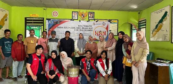 Gerakan Pupuk Mandiri: Inisiatif Komposter Ember Ketahanan Pangan