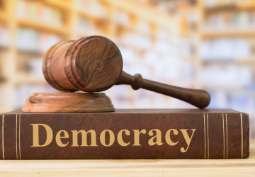 Penghapusan Ambang Batas Presidential Threshold: Dampaknya terhadap Demokrasi Indonesia