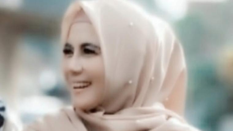 Wanita: Antara Sejarah, Hak, dan Peran Sosial