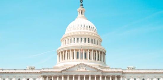 Trump Hentikan Bantuan Militer ke Ukraina, Hubungan dengan Zelenskiy Memanas