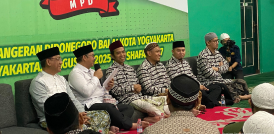Ribuan Warga Padati Kajian Akbar Ustadz Abdul Somad di Masjid Pangeran Diponegoro