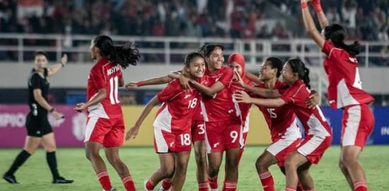 HASIL Timnas Putri Indonesia U-16 vs Vietnam di Piala AFF Putri U-16 2025: Garuda Pertiwi Tumbang Lewat Adu Penalti