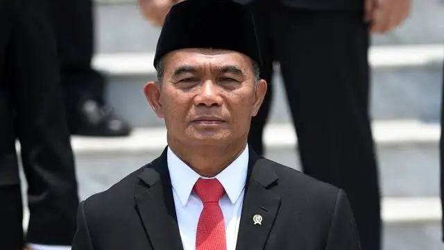 RUPST BSI 2025 Tunjuk Muhadjir Effendy Sebagai Komisaris Utama: Perkuat Kepemimpinan Bank Syariah Nasional
