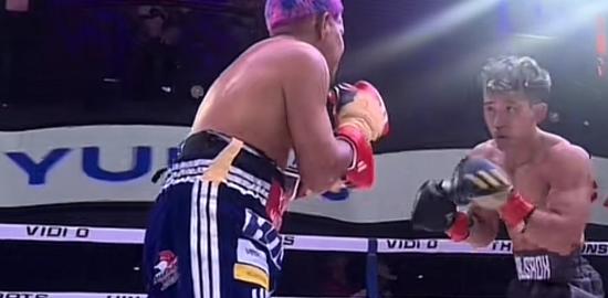 HSN Bali: Calisrox TKO Yunus di Ronde 3