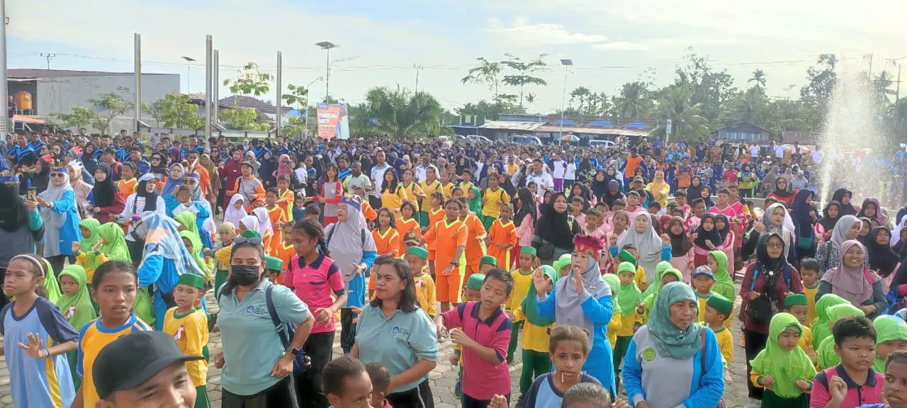 3000 Pelajar Ikuti Senam Indonesia Hebat Pecahkan Rekor MURI