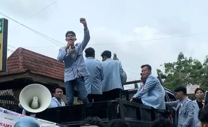DEMAF Dakwah dan Komunikasi UIN Palembang Gelar Aksi Evaluasi Kabinet Prabowo