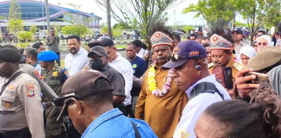 Gubernur Papua Barat Daya Elisa Kambu : Terima Kasih Masyarakat Papua Barat Daya, Ini Pilihan Tuhan