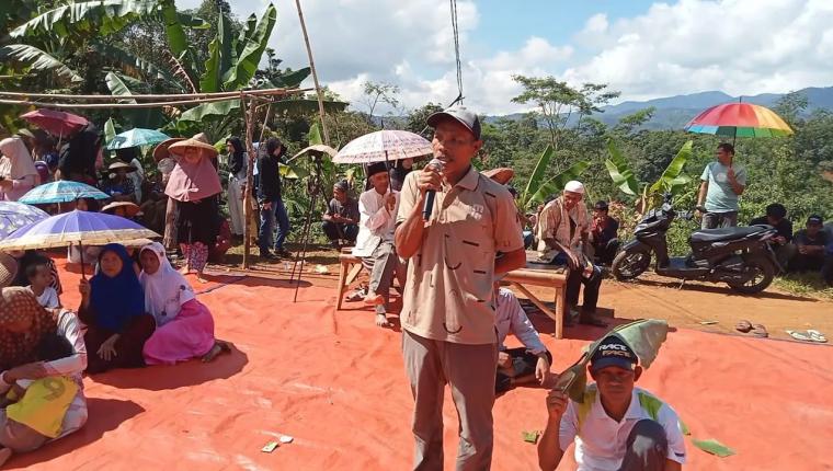 Korban Banjir di Huntara, Menagih Janji Pemerintah Untuk Segera di Realisasi