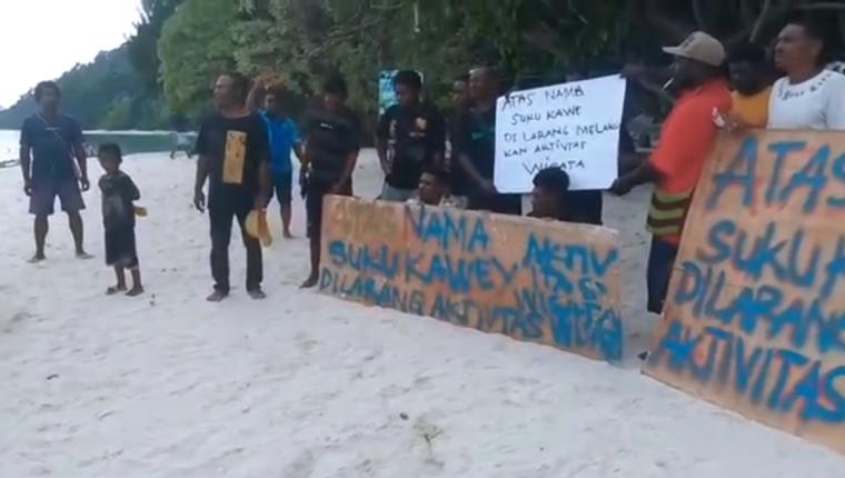 Protes Pencabutan Izin Tambang Nikel Pemilik, Hak Ulayat Palang Pulau Wayag