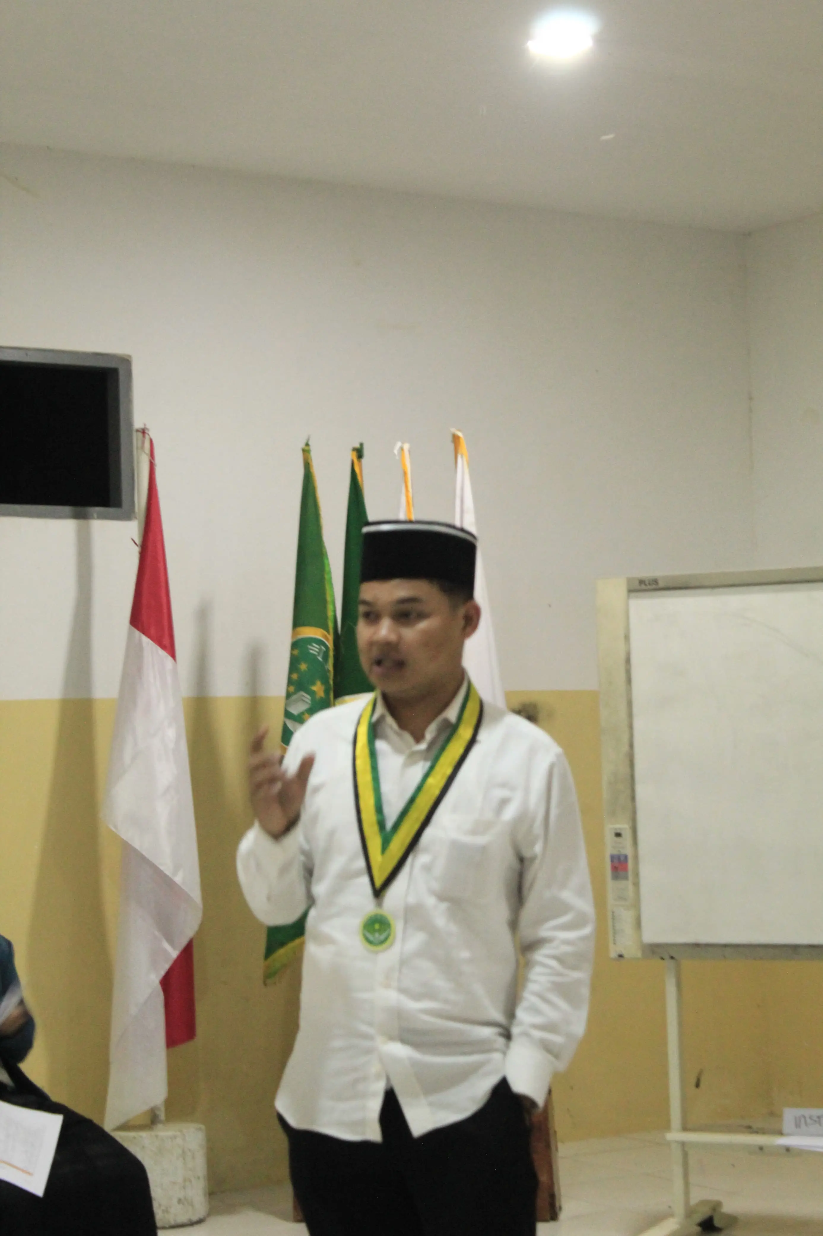 Mendesak KPI Tegas Terhadap Trans 7, Ade Sohibbul Khafidz: Trans 7 Wajib Minta Maaf Karena Sudah Tendensius