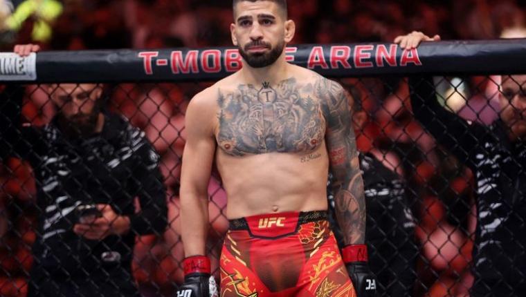 Topuria KO-kan Oliveira di UFC 317, Rebut Sabuk Kelas Ringan
