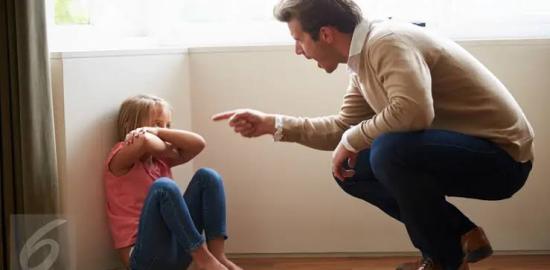 Orang Tua Wajib Tahu: 4 Kalimat Ini Justru Gagal Mendidik Anak untuk Disiplin Diri