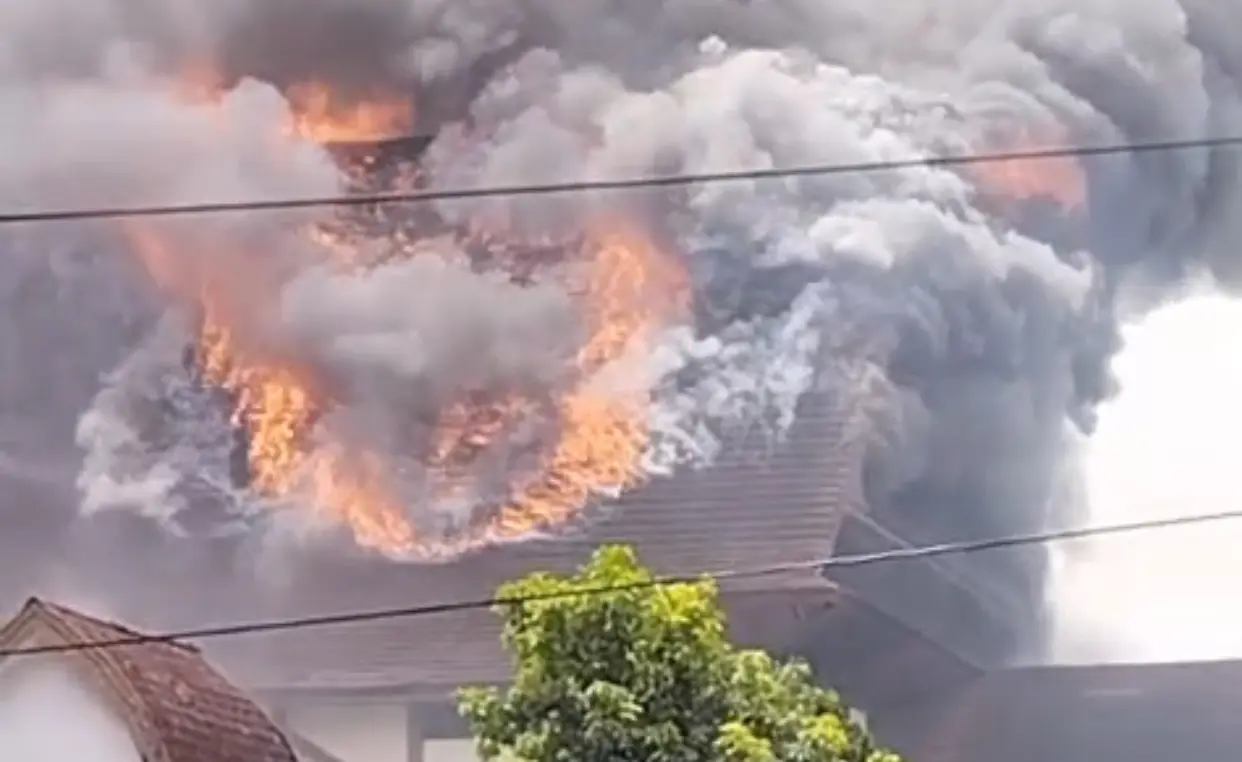 PII NTB Bersama Aliansi BEM Gelar Aksi di Depan DPRD NTB