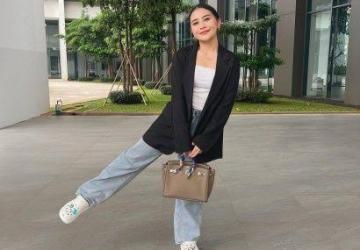 10 Tips Berpakaian untuk Wanita Pendek agar Terlihat Lebih Tinggi