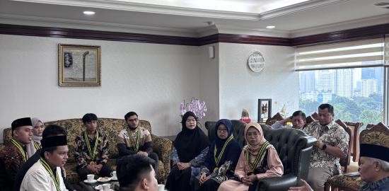 PII Bersilaturahmi Bersama Wakil Ketua MPR RI Hidayat Nur Wahid: Pelajar Islam Harus Menjadi Pilar Menuju Indonesia Emas 2045