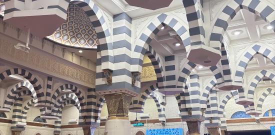 MASJID BLOK M SQUARE: OASIS SPIRITUAL DI TENGAH HIRUK-PIKUK KOTA METROPOLITAN