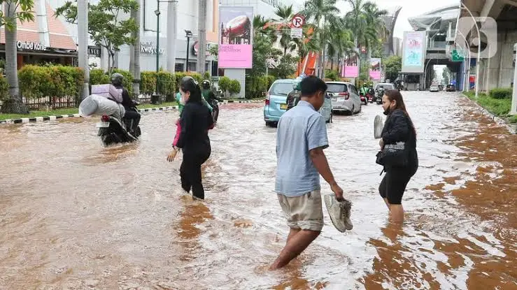 Banjir Landa Jakarta Selatan, August Hamonangan Desak PEMPROV DKI Tanggap Serius