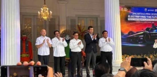 Jakarta Kembali Jadi Tuan Rumah Formula E 2025, Tampilkan Mobil Balap Listrik Generasi Ketiga