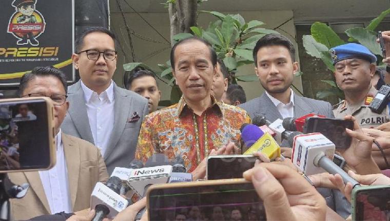 Jokowi Laporkan Tuduhan Ijazah Palsu ke Polda Metro Jaya, Serahkan 24 Barang Bukti Digital