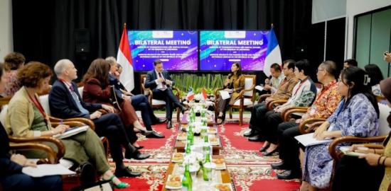 Menkomdigi Terima Menteri Urusan Perdagangan Luar Negeri Republik Prancis
