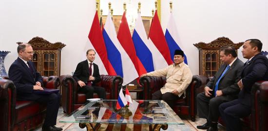 Presiden Prabowo Terima Kunjungan Kehormatan Wakil Perdana Menteri Pertama Federasi Rusia di Istana Merdeka