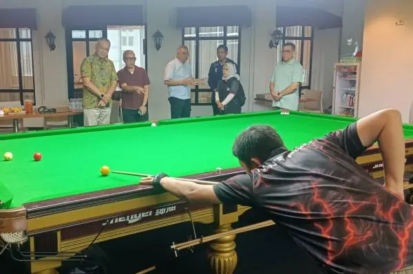 Kemenpora Tinjau Persiapan Tim Biliar Indonesia Menuju SEA Games Thailand 2025
