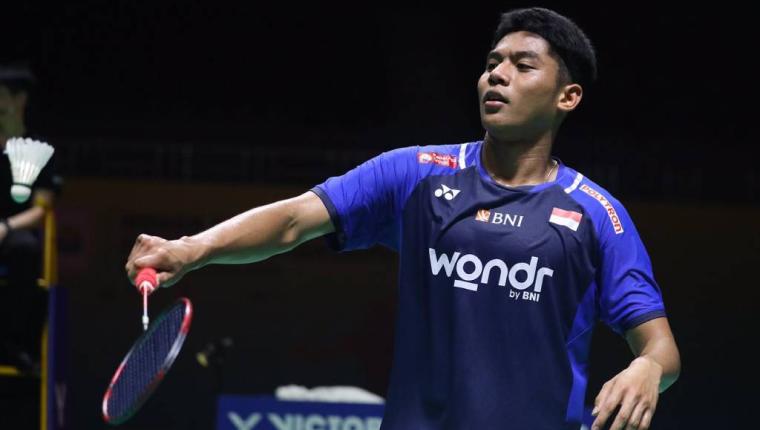 Zaki Ubaidillah Lolos ke Babak 16 Besar BWF World Junior Championships 2025