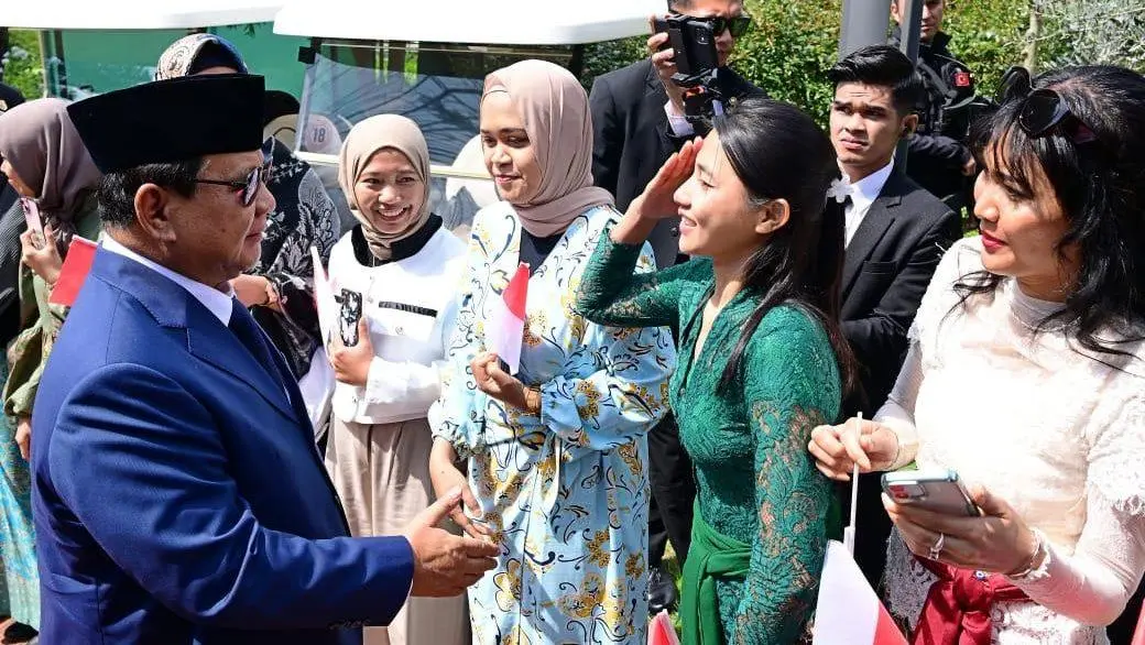 Warga Indonesia di Antalya Antusias Sambut Kedatangan Presiden Prabowo