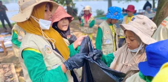 Aksi Nyata SD Sekolah Alam Indonesia Cibinong