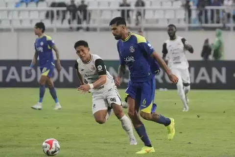 Persija Jakarta Taklukkan Arema FC 2–1 di Kanjuruhan Lewat Dua Gol Cepat Eksel Runtukahu
