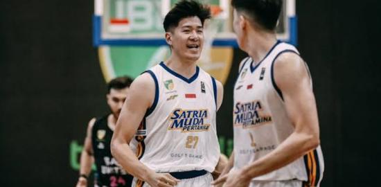 Satria Muda Pertamina Bandung Resmi Lepas Kelvin Sanjaya Jelang IBL 2026
