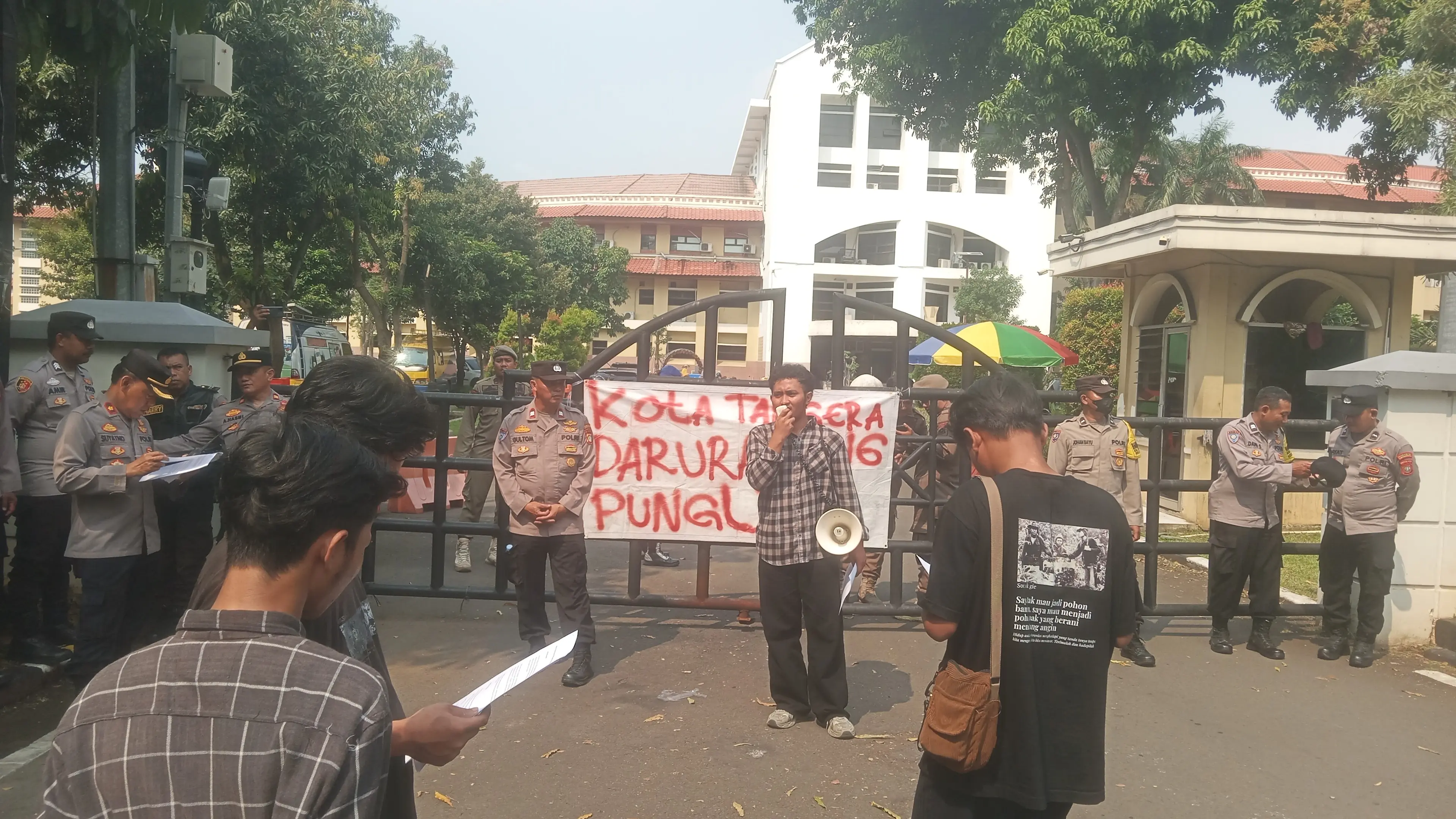 GMT Gelar Aksi Depan Pusat Pemerintahan Kota Tangerang: Desak Dinas Pendidikan Tindak Tegas Dalam Kasus Pungli di KKG Tangerang