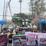 Aliansi Peduli Keadilan Rakyat Menggugat Gelar Aksi Depan Kantor BTKP, Desak Dirjenhubla Segera Cabut KP DJPL Nomor 327 Tahun 2025
