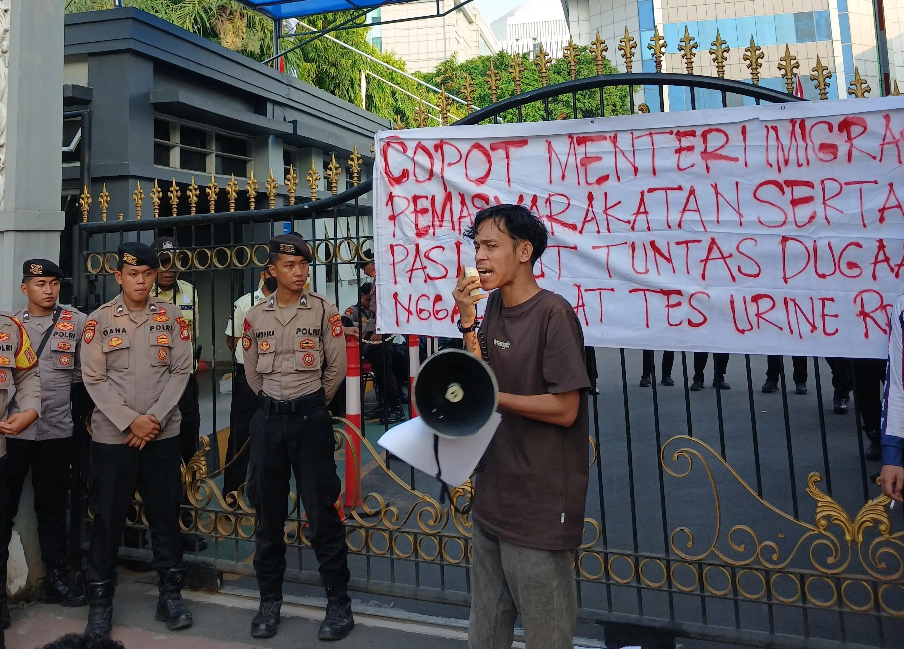 Serdadu Muda Nusantara Geruduk Ditjen PAS: Desak Pengusutan Dugaan Kejanggalan Pengadaan Alat Tes Urine Senilai Rp54,72 Miliar