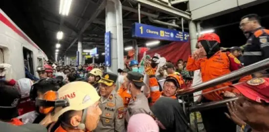 Kecelakaan KRL dan KA Jarak Jauh di Bekasi Timur, 3 Orang Meninggal Dunia