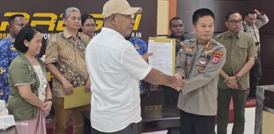 Polda PBD dan PemKab Sorong Harapkan Warga Moi Pemilik Ulayat - Petrogas Saling Jaga