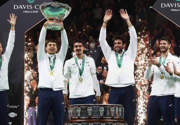 Italia Raih Piala Davis Ketiga Beruntun, Berrettini dan Cobolli Jadi Penentu